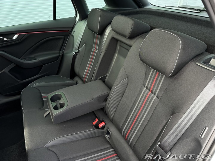 Škoda Kamiq 1.0TSi DSG Monte Carlo 11 2026