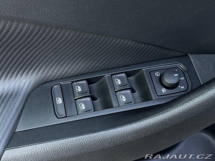 Škoda Kamiq 1.5TSi DSG Monte Carlo 15 2025