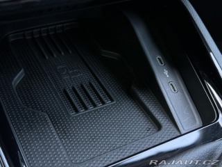 Škoda Kamiq 1.5TSi DSG Monte Carlo 15 2025