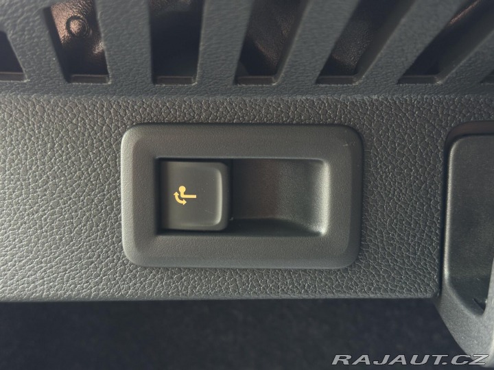 Škoda Kamiq 1.5TSi DSG Monte Carlo 15 2026
