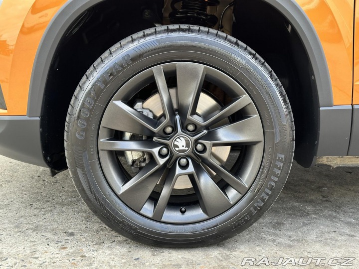 Škoda Karoq 1.5TSi Top & Selectio 2025