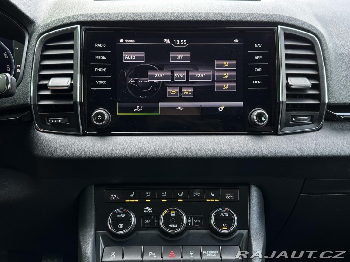 Škoda Karoq 1.5TSi Top & Selectio 2025