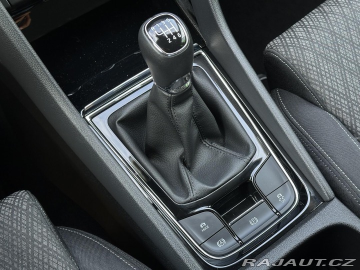 Škoda Karoq 1.5TSi Top & Selectio 2025