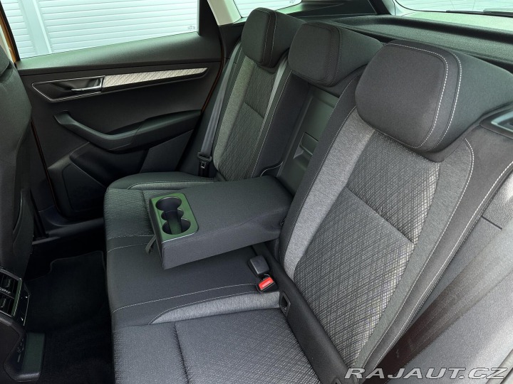 Škoda Karoq 1.5TSi Top & Selectio 2025