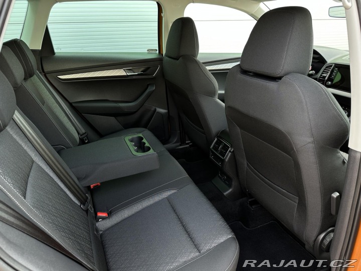 Škoda Karoq 1.5TSi Top & Selectio 2025