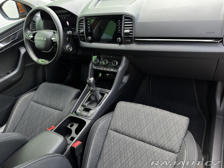 Škoda Karoq 1.5TSi Top & Selectio 2025
