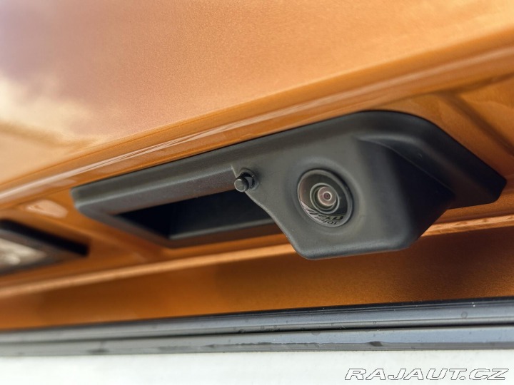 Škoda Karoq 1.5TSi Top & Selectio 2025