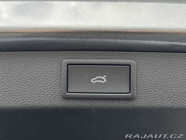 Škoda Karoq 1.5TSi DSG 150PS Top & 2025