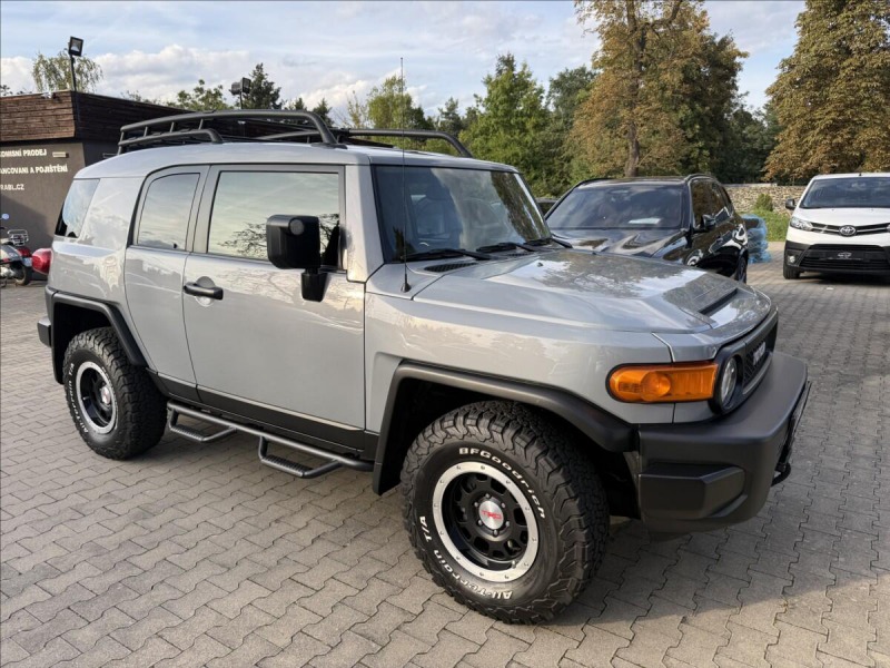 Toyota FJ 4,0