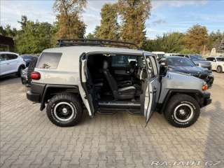 Toyota FJ 4,0 2013