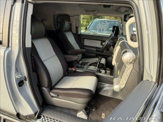 Toyota FJ 4,0 2013