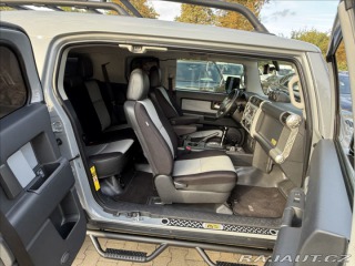 Toyota FJ 4,0 2013