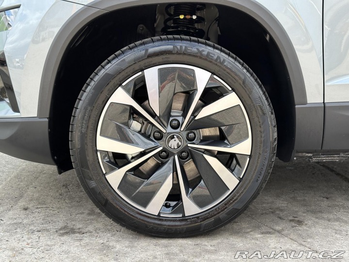 Škoda Karoq 1.5TSi DSG 150PS Matrix-L 2026