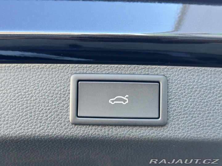 Škoda Karoq 1.5TSi DSG 150PS Sportlin 2026