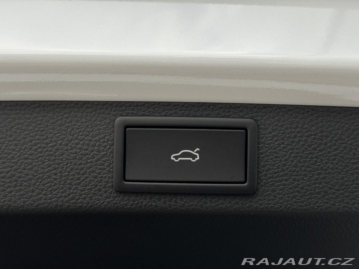 Škoda Karoq 2.0TDi DSG 4x4 150PS Matr 2026