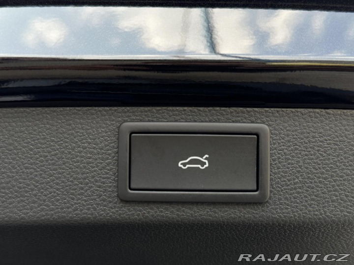 Škoda Karoq 2.0TDi DSG 4x4 150PS Matr 2026