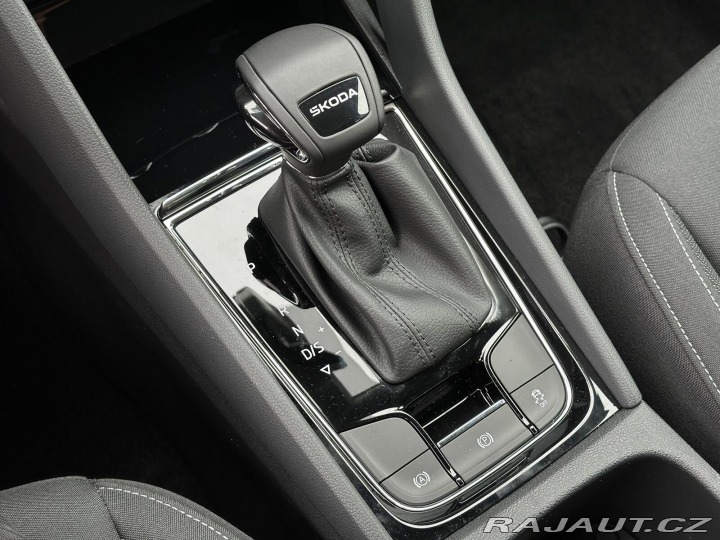 Škoda Karoq 1.5TSi DSG 150PS LED V.Co 2026