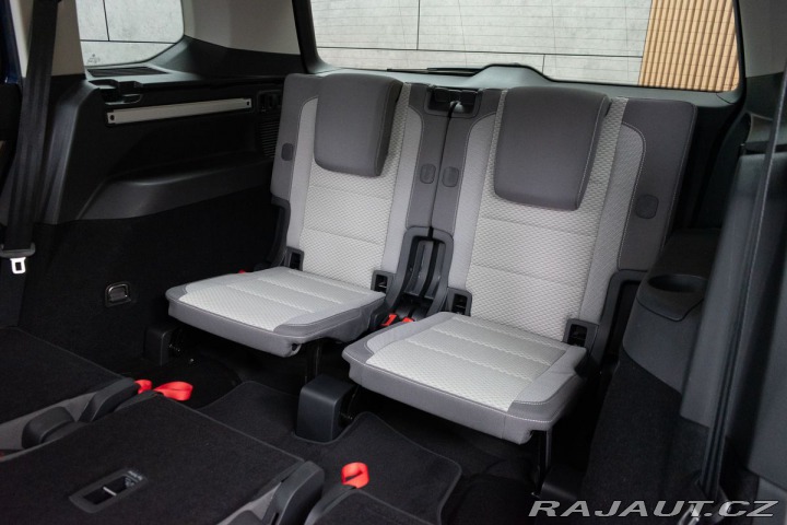 Volkswagen Touran 1.5 TSI TAŽNÉ*7.MÍST*DPH* 2024
