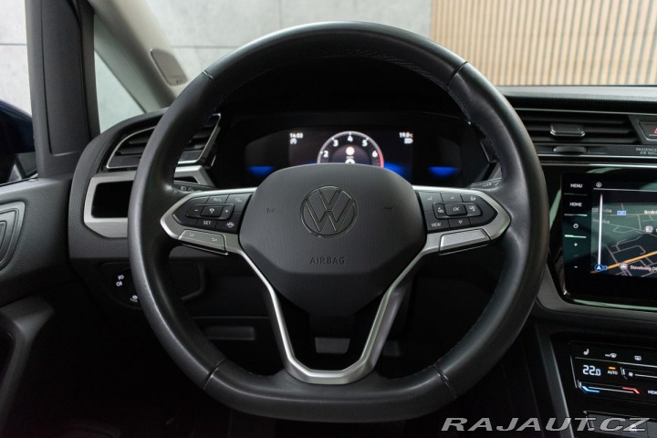 Volkswagen Touran 1.5 TSI TAŽNÉ*7.MÍST*DPH* 2024