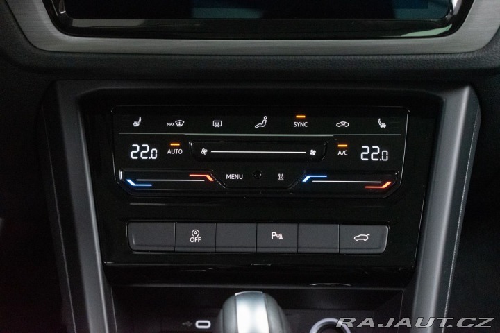 Volkswagen Touran 1.5 TSI TAŽNÉ*7.MÍST*DPH* 2024