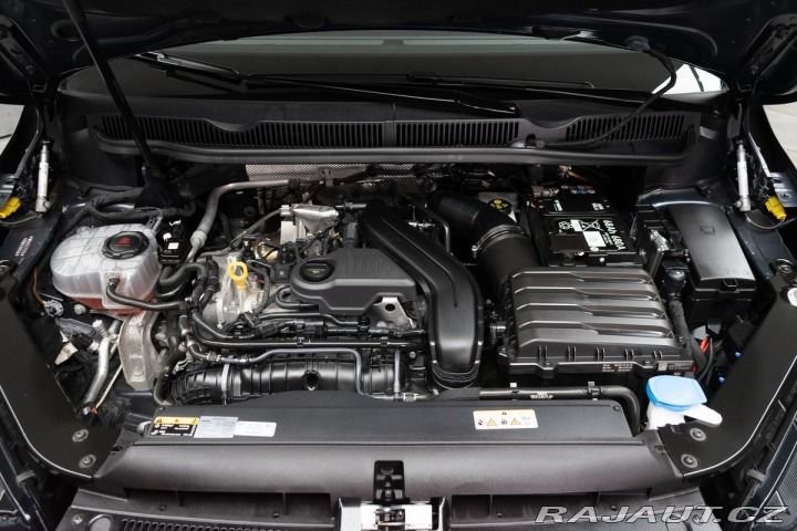 Volkswagen Touran 1.5 TSI TAŽNÉ*7.MÍST*DPH* 2024