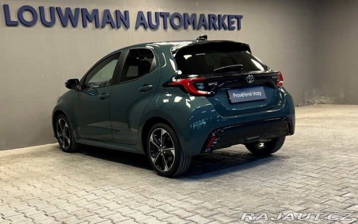 Toyota Yaris 1.5 Hybrid AT EXECUTIVE V 2026