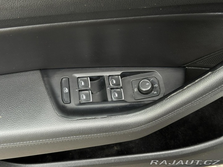 Volkswagen Passat 2.0TDi 4x4 DSG 190PS Kůže 2015