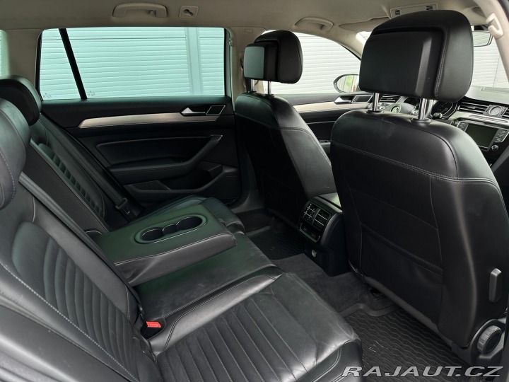 Volkswagen Passat 2.0TDi 4x4 DSG 190PS Kůže 2015
