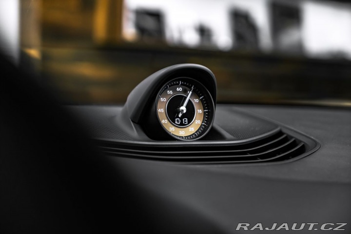 Porsche Taycan Turbo S, Keramiky, Pano 2020