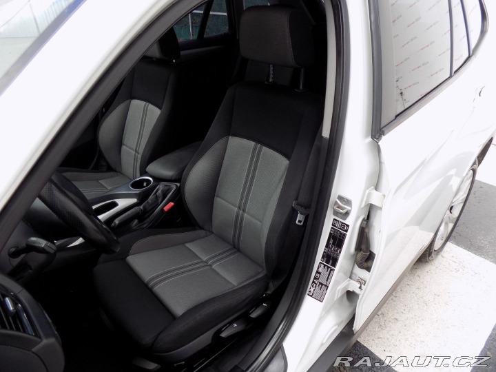 BMW X1 18d/xDrive/Bi-xenon/ČR/ 2012