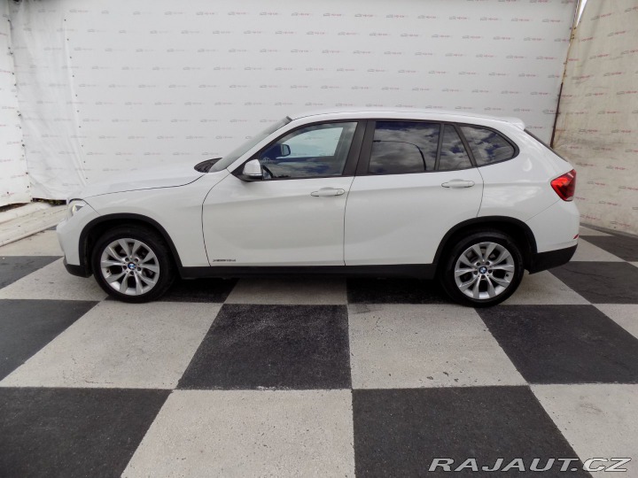 BMW X1 18d/xDrive/Bi-xenon/ČR/ 2012