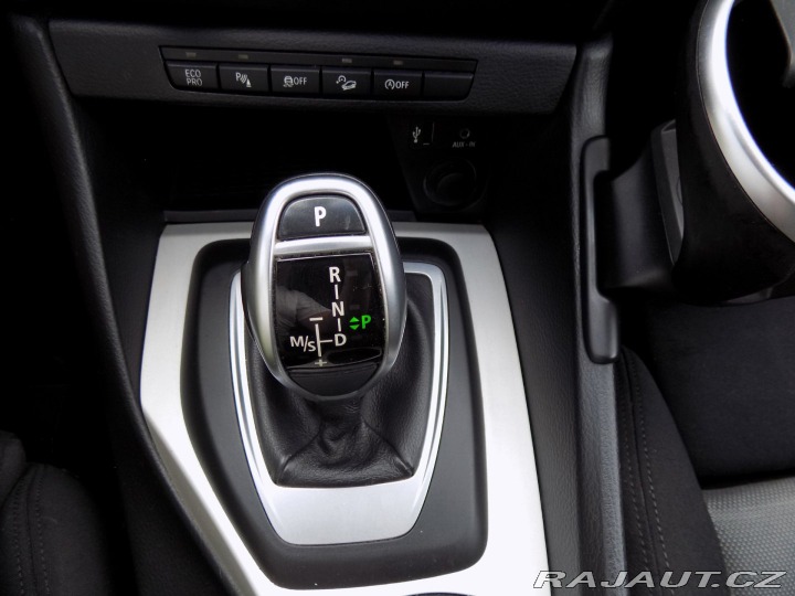 BMW X1 18d/xDrive/Bi-xenon/ČR/ 2012