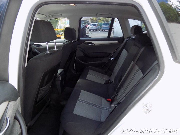 BMW X1 18d/xDrive/Bi-xenon/ČR/ 2012