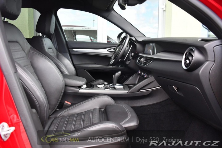 Alfa Romeo Stelvio 2.0T 16V 206kW VELOCE AT8 2024