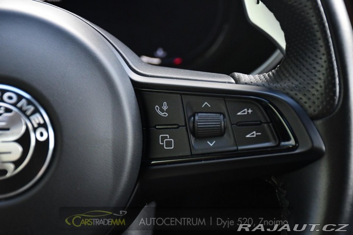 Alfa Romeo Stelvio 2.0T 16V 206kW VELOCE AT8 2024
