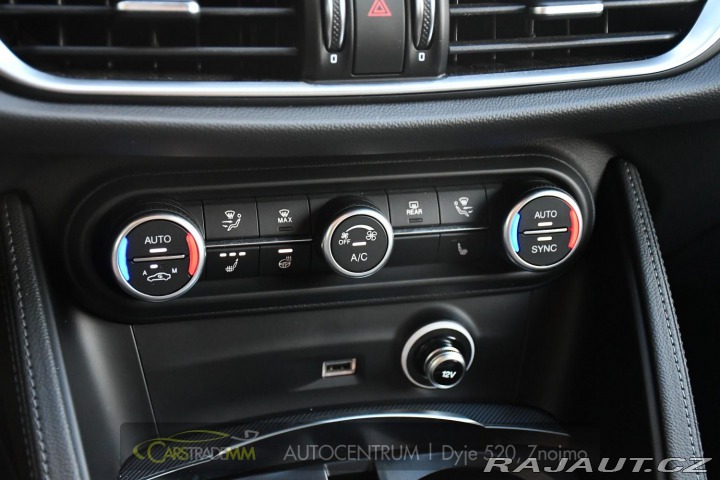 Alfa Romeo Stelvio 2.0T 16V 206kW VELOCE AT8 2024