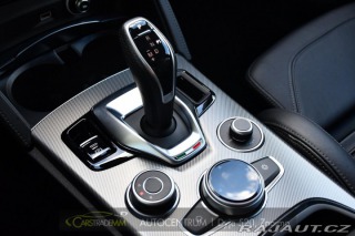 Alfa Romeo Stelvio 2.0T 16V 206kW VELOCE AT8 2024