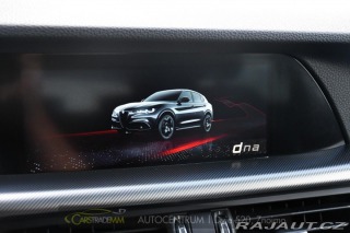 Alfa Romeo Stelvio 2.0T 16V 206kW VELOCE AT8 2024