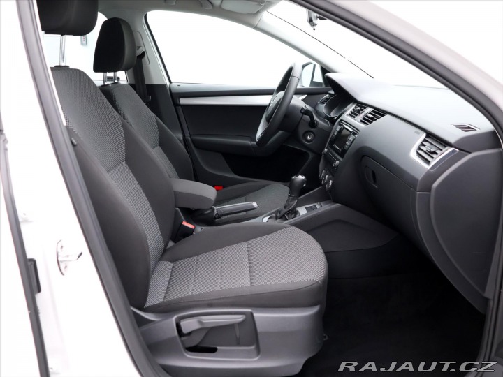 Škoda Octavia 1,6 TDi 81kW DSG Klima CZ 2016