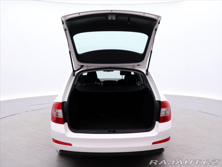 Škoda Octavia 1,6 TDi 81kW DSG Klima CZ 2016