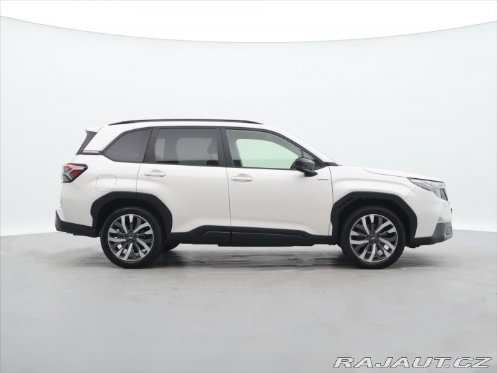 Subaru Forester 2,0 e-EyeSight 100kW CZ C 2025