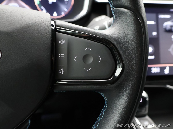 Ostatní značky Ostatní modely Lynk & Co 01 1,5 PHEV CORE 206kW Aut. 2022