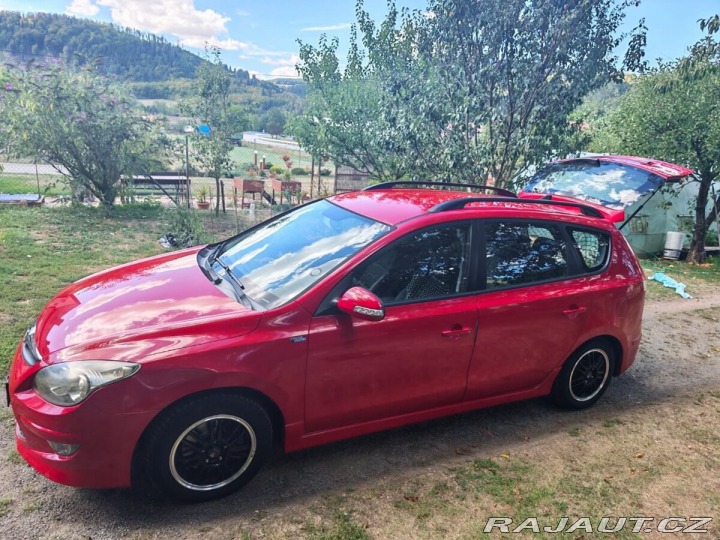 Hyundai i30 1,4 CW 2010