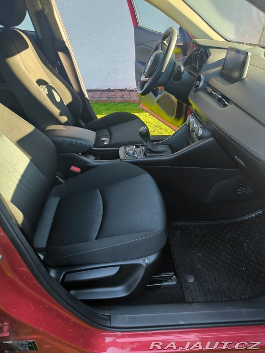 Mazda CX-3 2,0 -krásná červená 2019