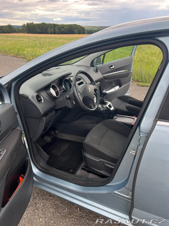 Peugeot 5008 2,0 HDi 110 kW 2011