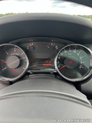 Peugeot 5008 2,0 HDi 110 kW 2011
