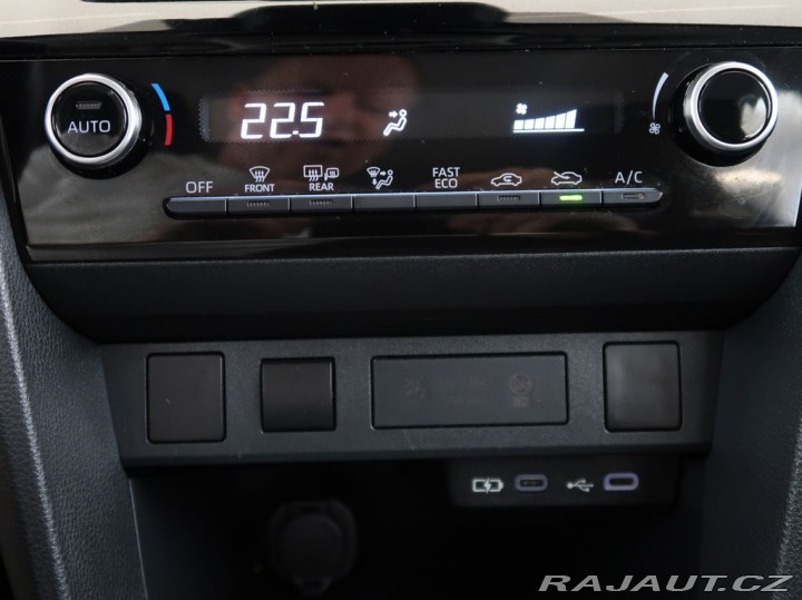 Toyota Yaris Cross 1.5,Hybrid,68KW,Comfort,C 2024
