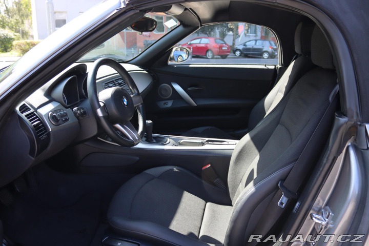 BMW Z4 Roadster 2.5i(E85)M54B25 2003