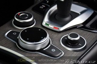 Alfa Romeo Giulia 2.2JTDm 154kw Ti 2023