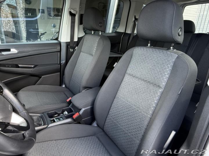 Ford Tourneo Connect 2,0 EcoBlue Titanium 2023